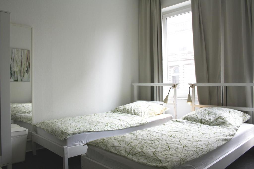 Bedpark Altona Pension Hamburg Phòng bức ảnh